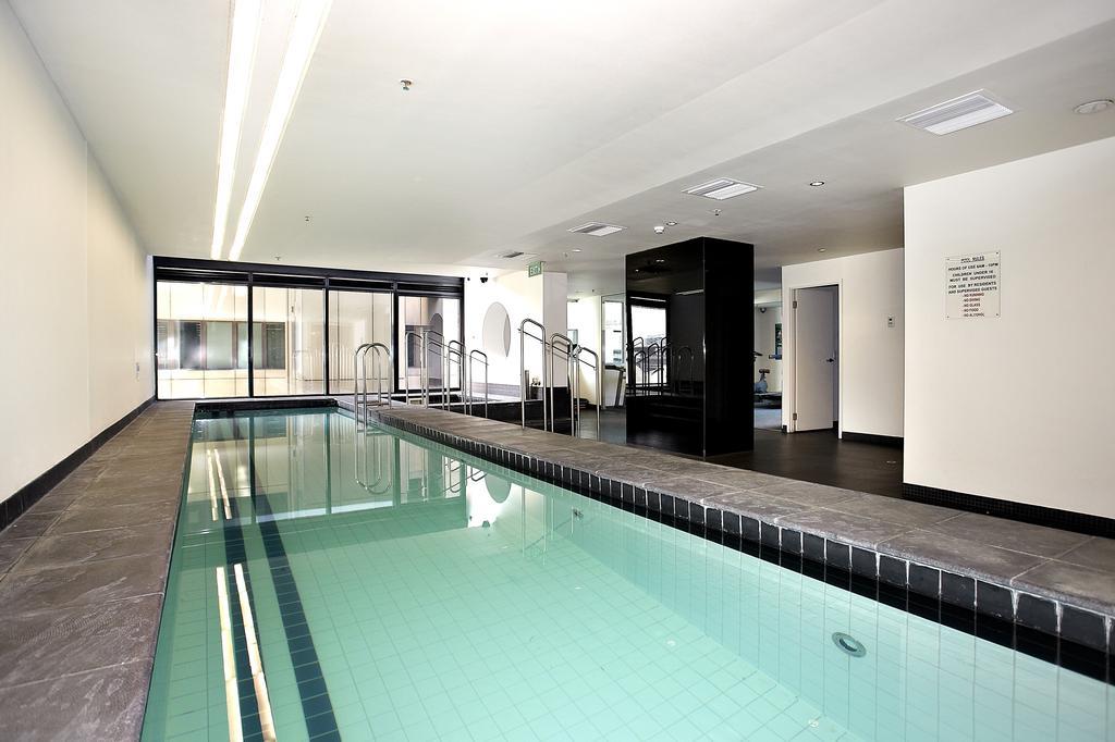 Astra Apartments Мелбърн Стая снимка