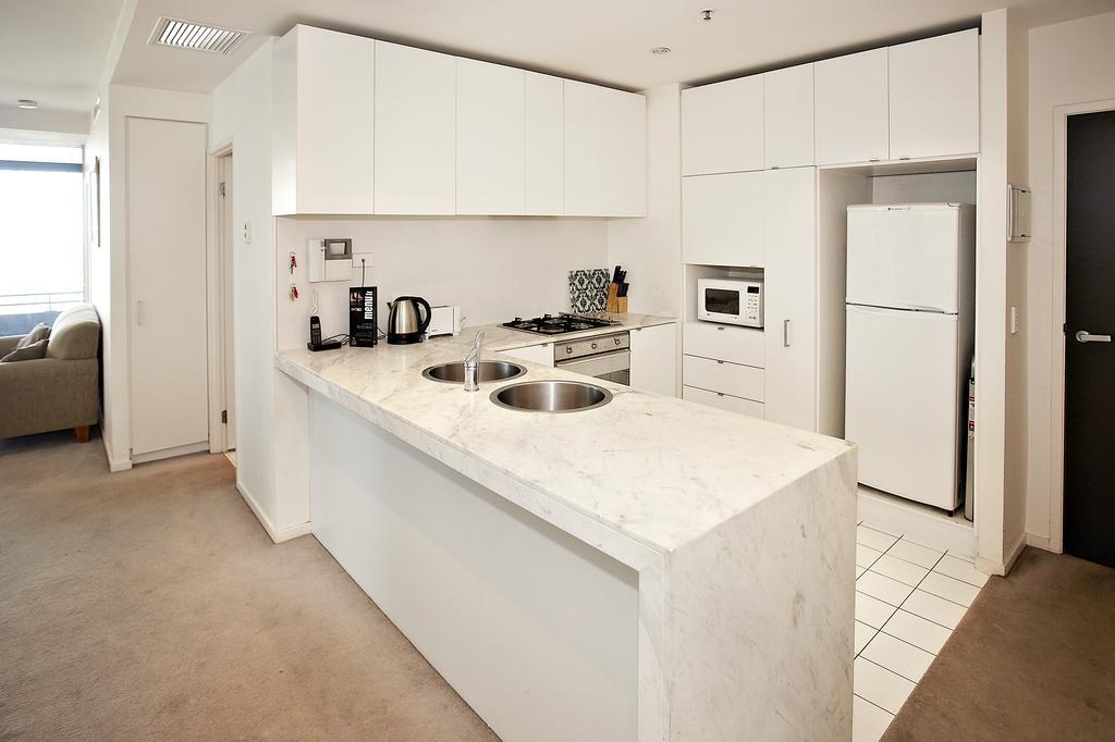 Astra Apartments Мелбърн Стая снимка