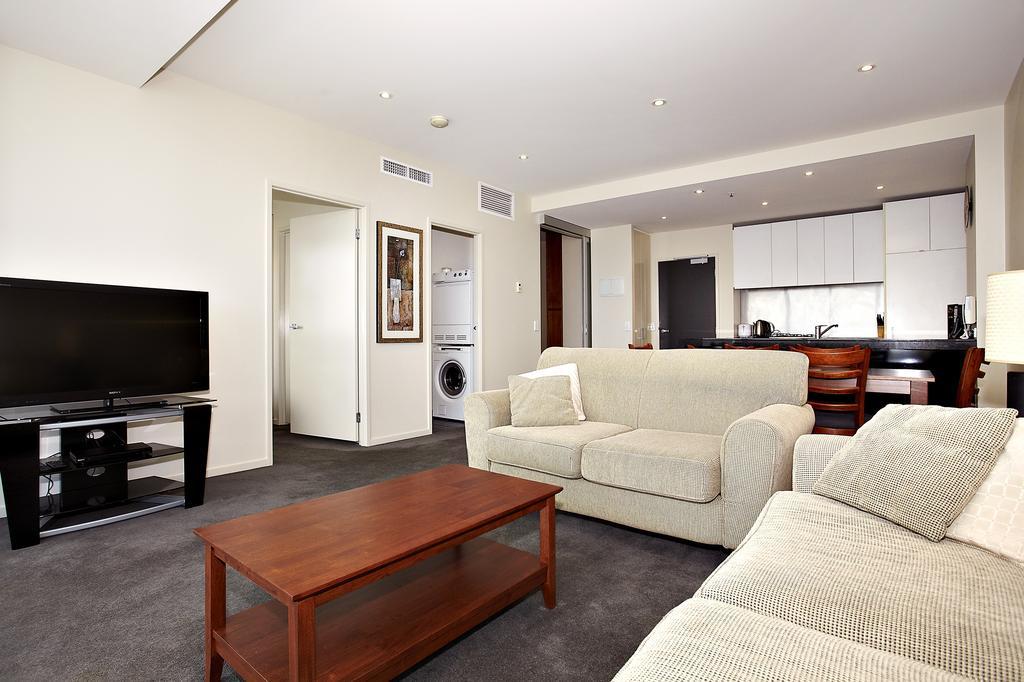 Astra Apartments Мелбърн Стая снимка